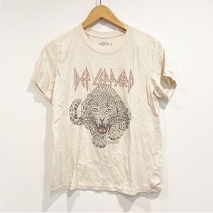 Abercrombie & Fitch Cream Relaxed Tee